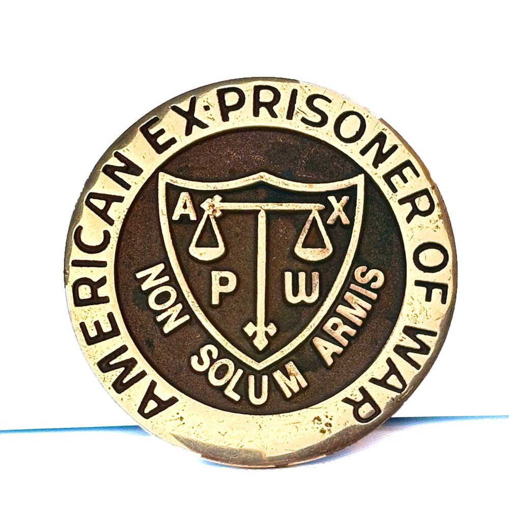 Vintage Brass American Ex Prisoner Of War Non Solum Arms 4 Inches Round Plaque